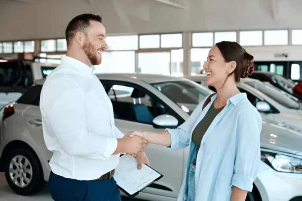 Happy customer reaching Lemon Law settlement with car dealer, lemonmyvehicle